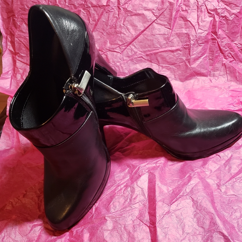 EUC Bandolino 4" Heeled shoes 9½ (wore once)